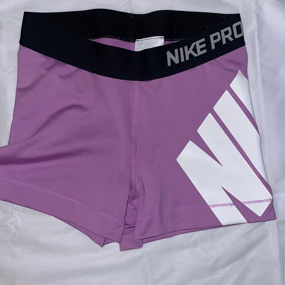Girl’s Nike Pro Combat Shorts